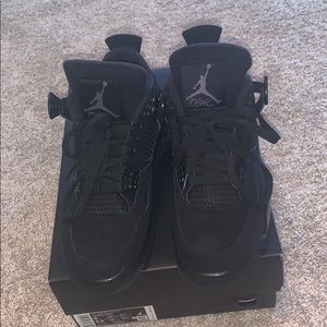 Black cat 4s